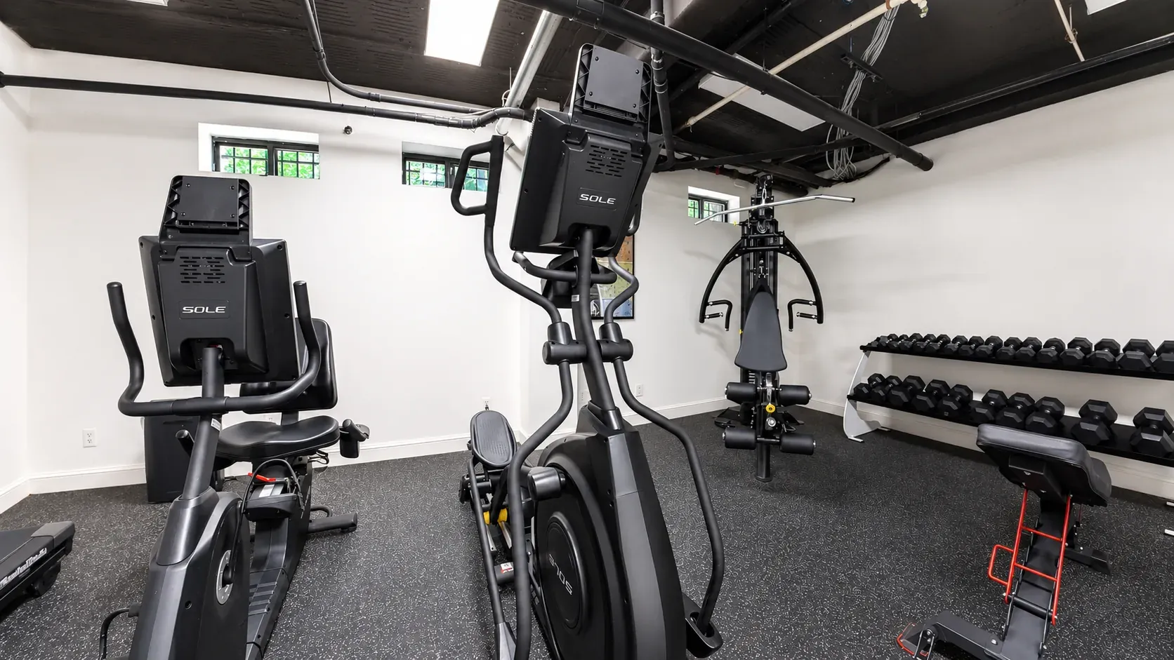 The Windermere-Harrowgate — Amenities