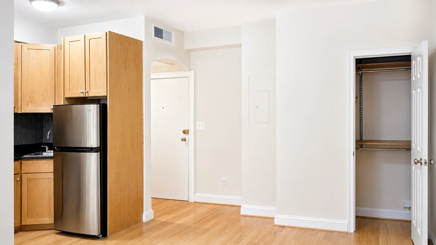 The Windermere-Harrowgate — Unit H406