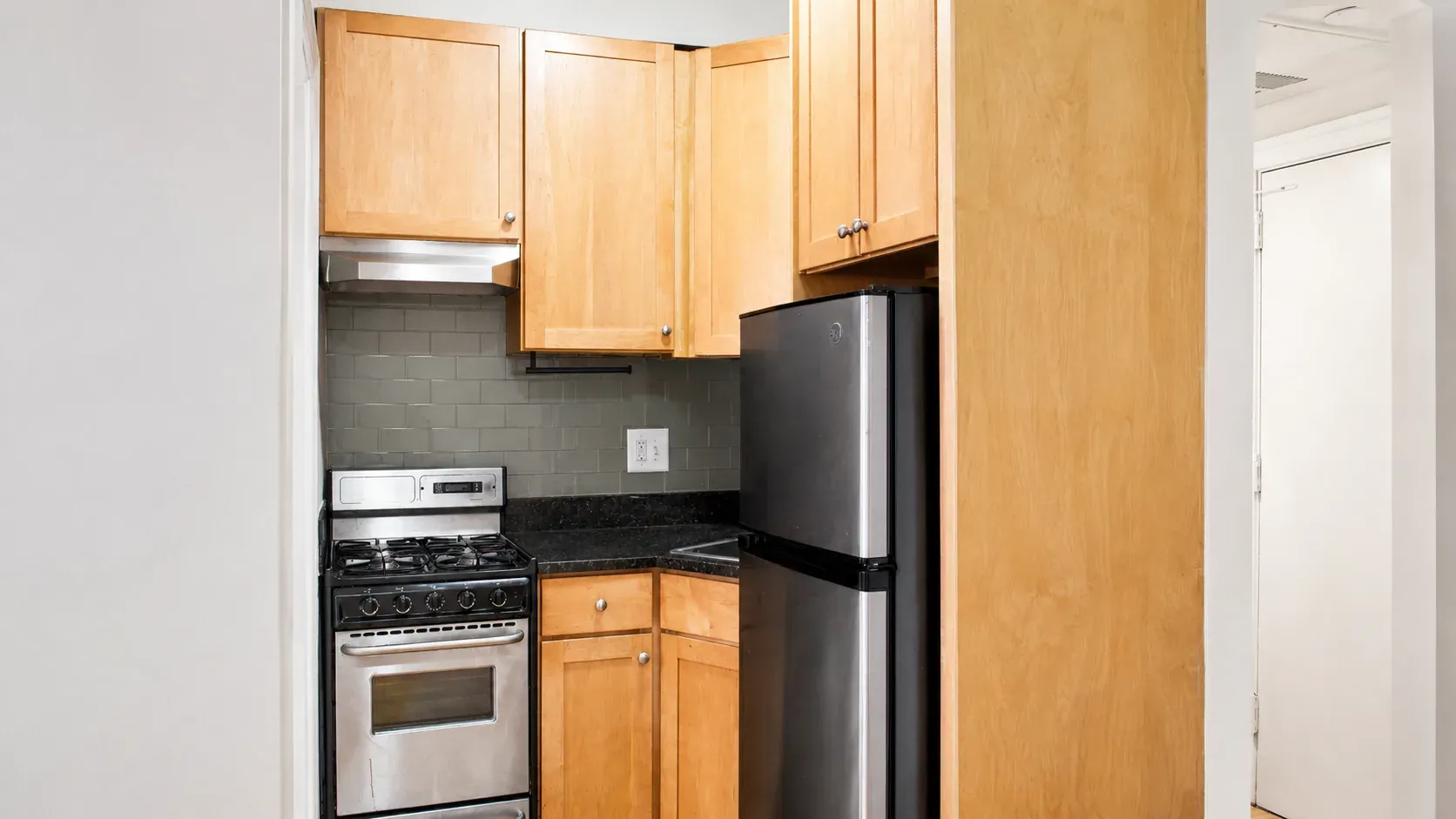 The Windermere-Harrowgate — Unit H406