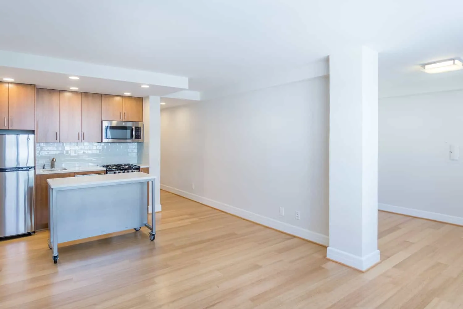 M Street Towers — interior photograph