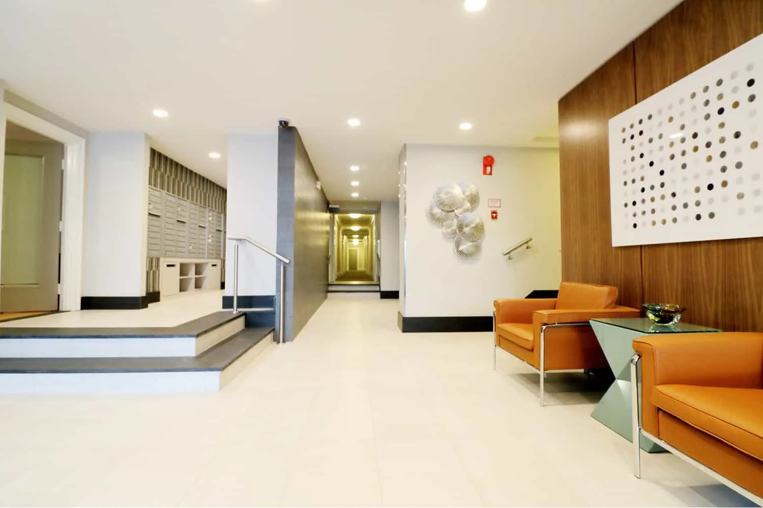 Sutton Plaza — interior photograph
