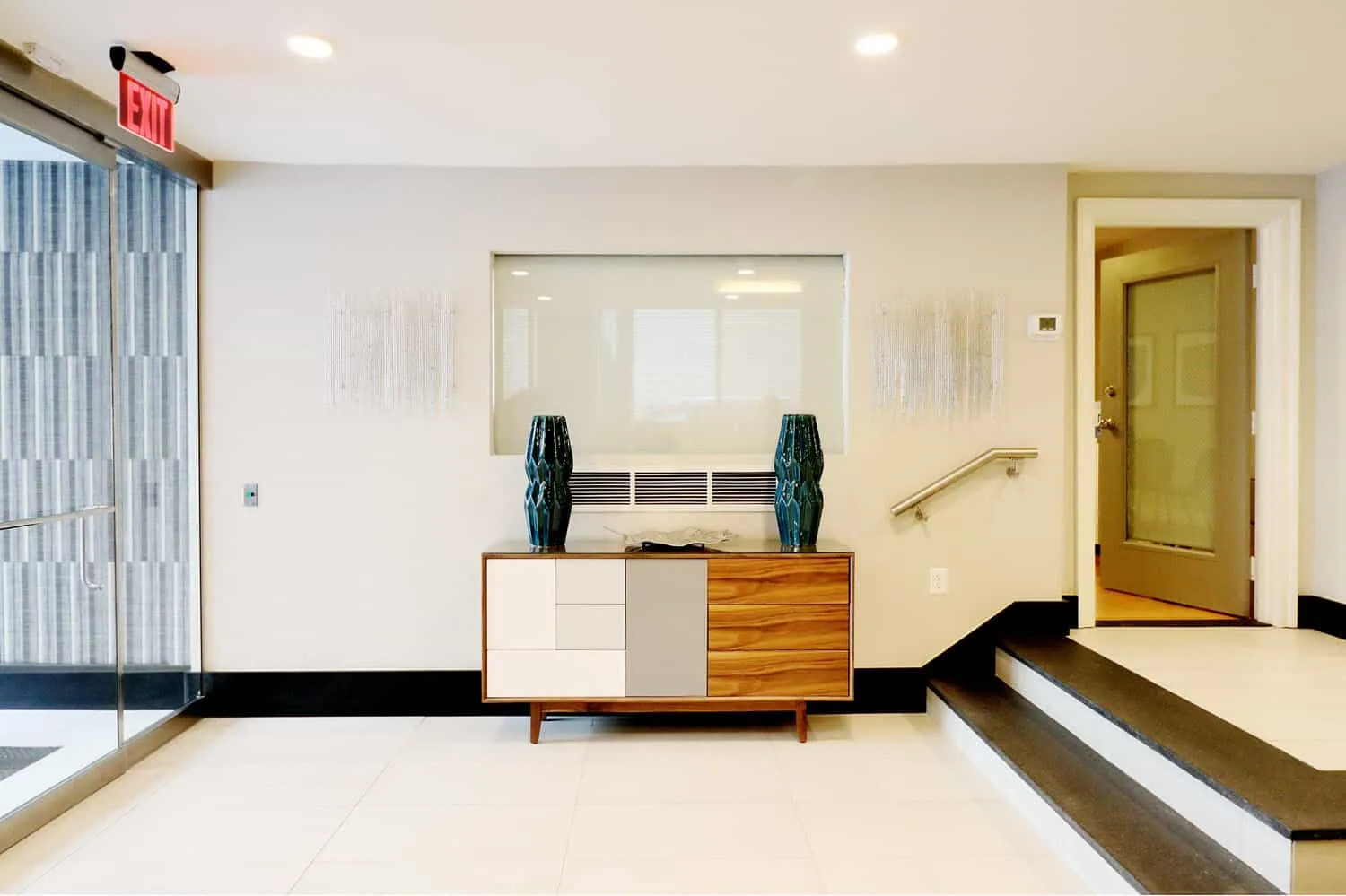Sutton Plaza — interior photograph