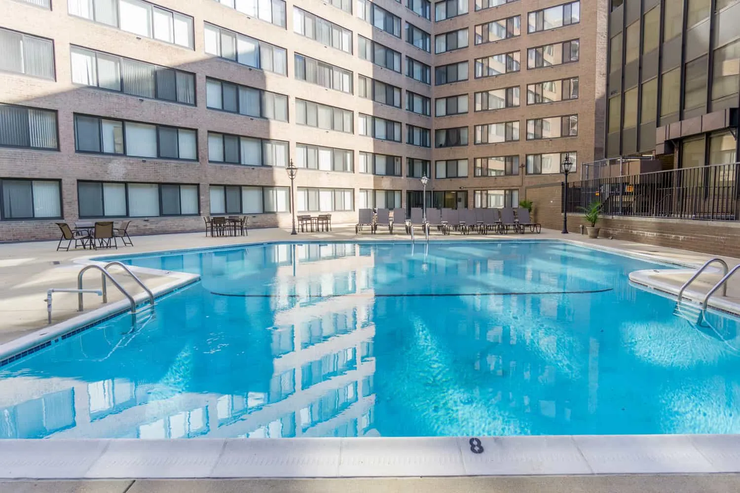 The Hamilton House — Amenities