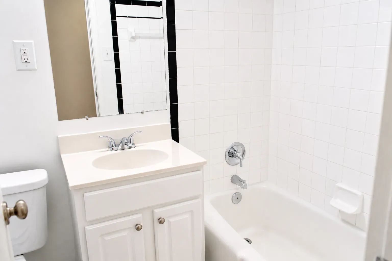 The Windermere-Harrowgate — Unit W204