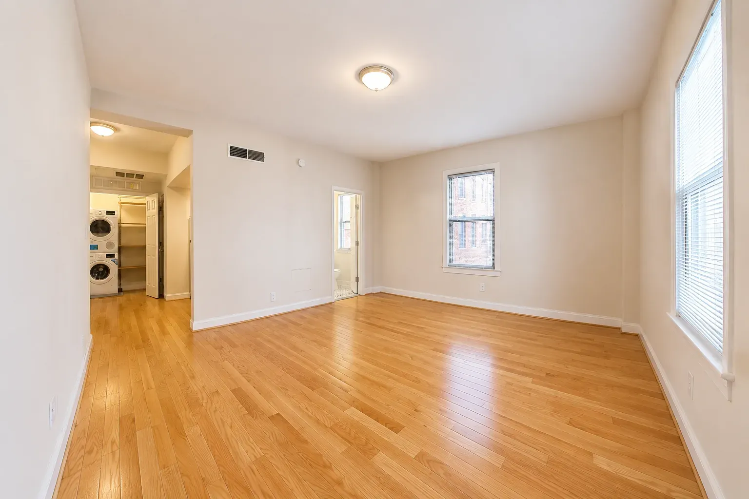 The Windermere-Harrowgate — Unit W207